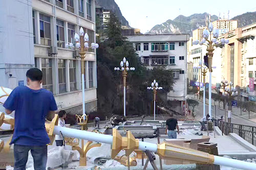 Road landscape lights