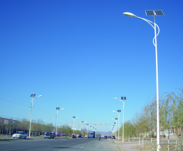Can solar street light withstand extreme heat or cold?