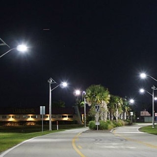 Industrial-Solar-Street-Light.jpg
