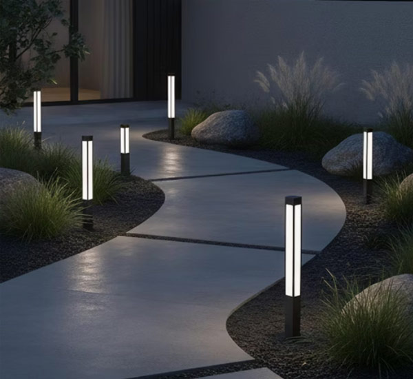 What are the main types of garden and landscape lights?