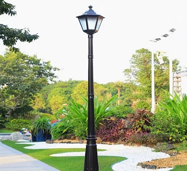 Commercial-Grade-LED-Garden-Lights.jpg