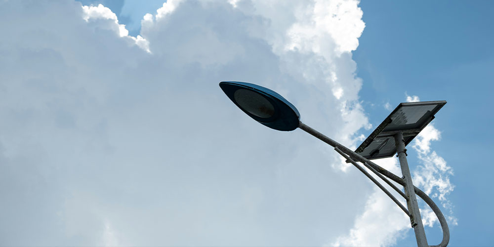 Lifespan of solar street light system overview