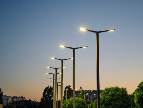 Street Light Pole Buying Guide: Specifications, Materials, Wind Load and Design Factors