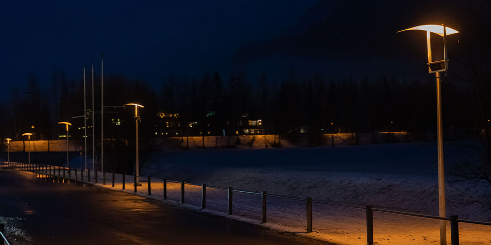 LED street light luminous efficacy comparison