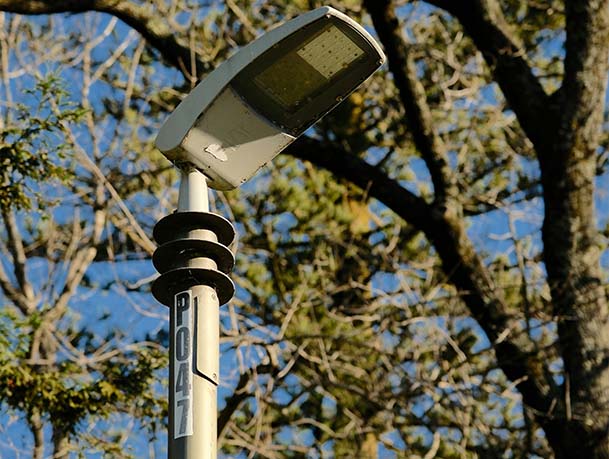 Hot-Dip vs Electro-Galvanized Poles: Corrosion and Lifespan