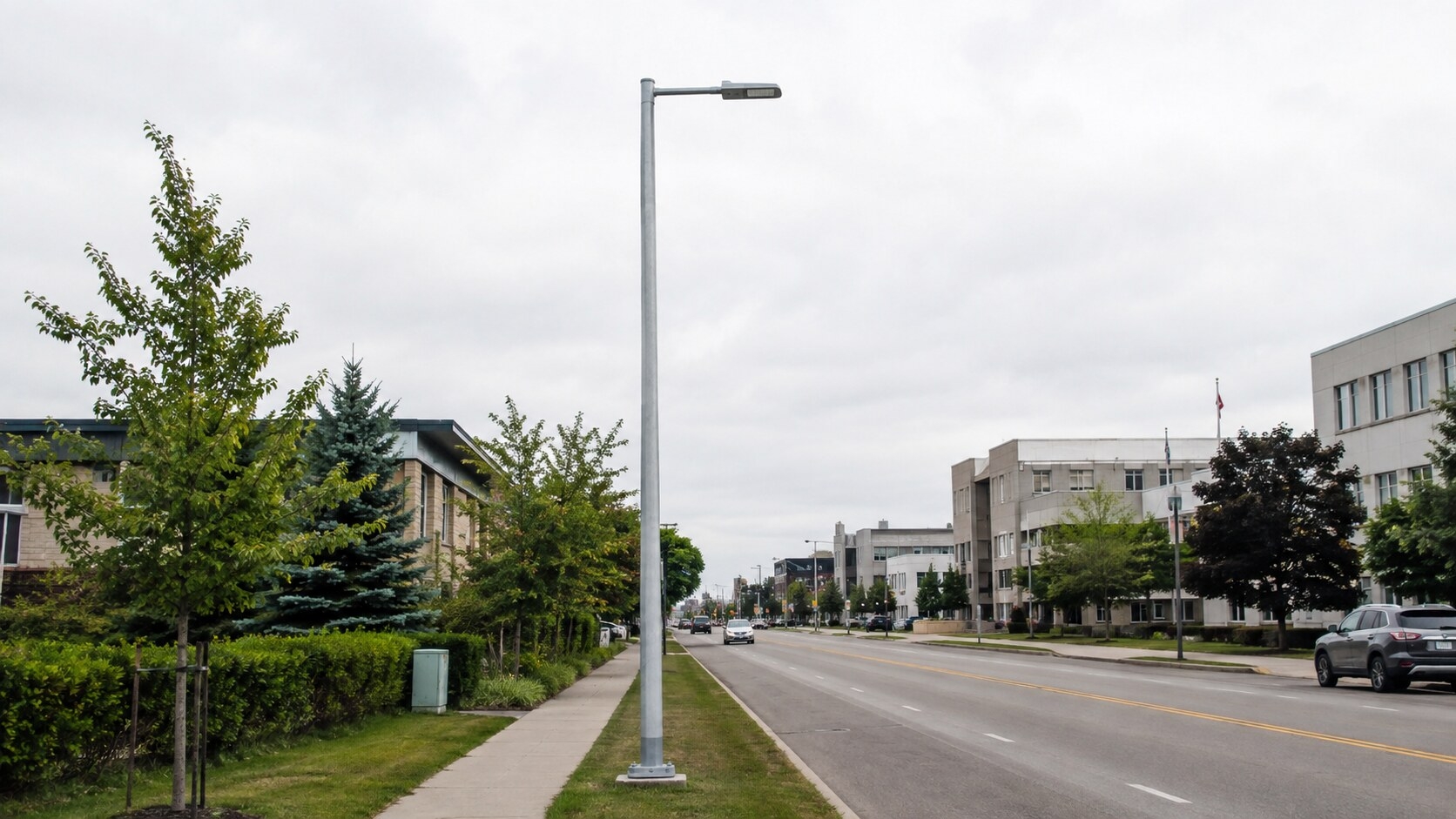8m Hot-Dip Galvanized Octagonal Street Light Pole